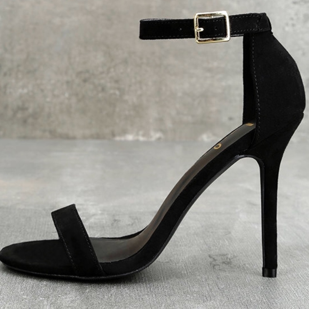 LULUS ELSI BLACK SINGLE STRAP HEELS (Size 9)